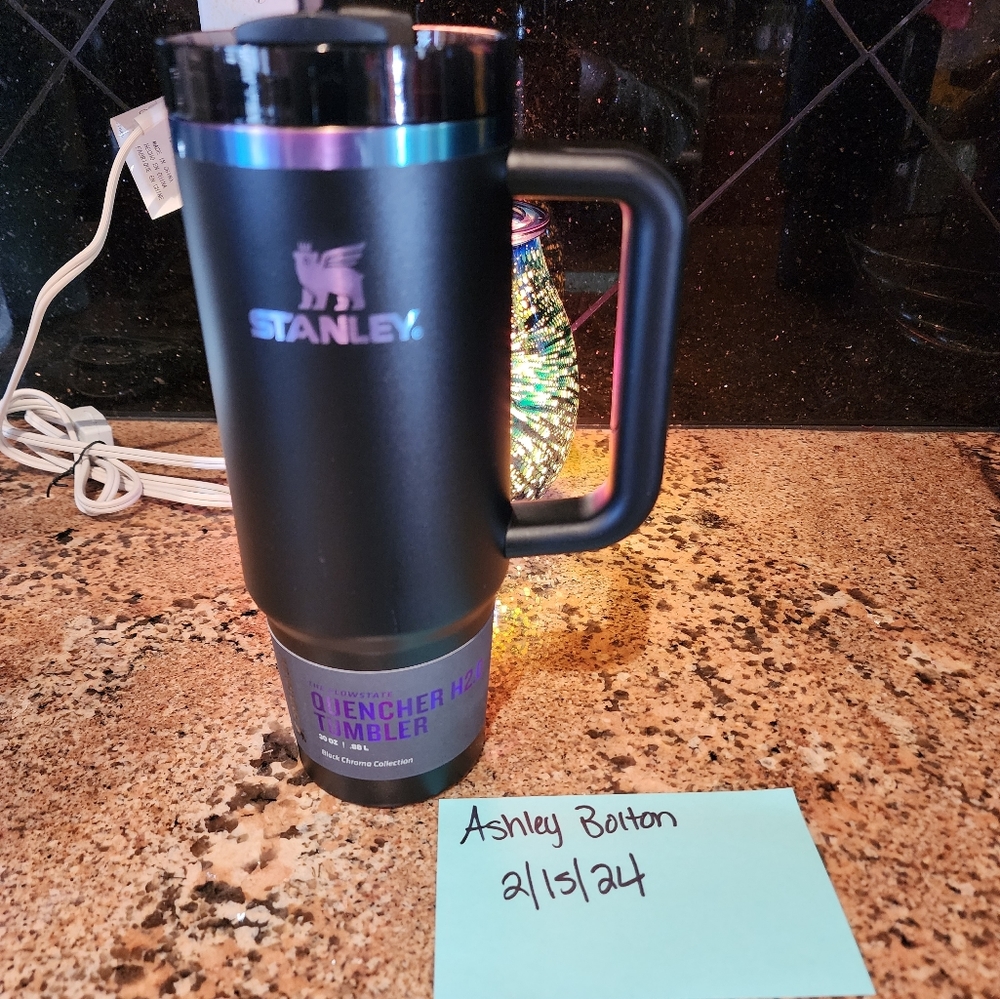 Stanley 30oz Black Chroma